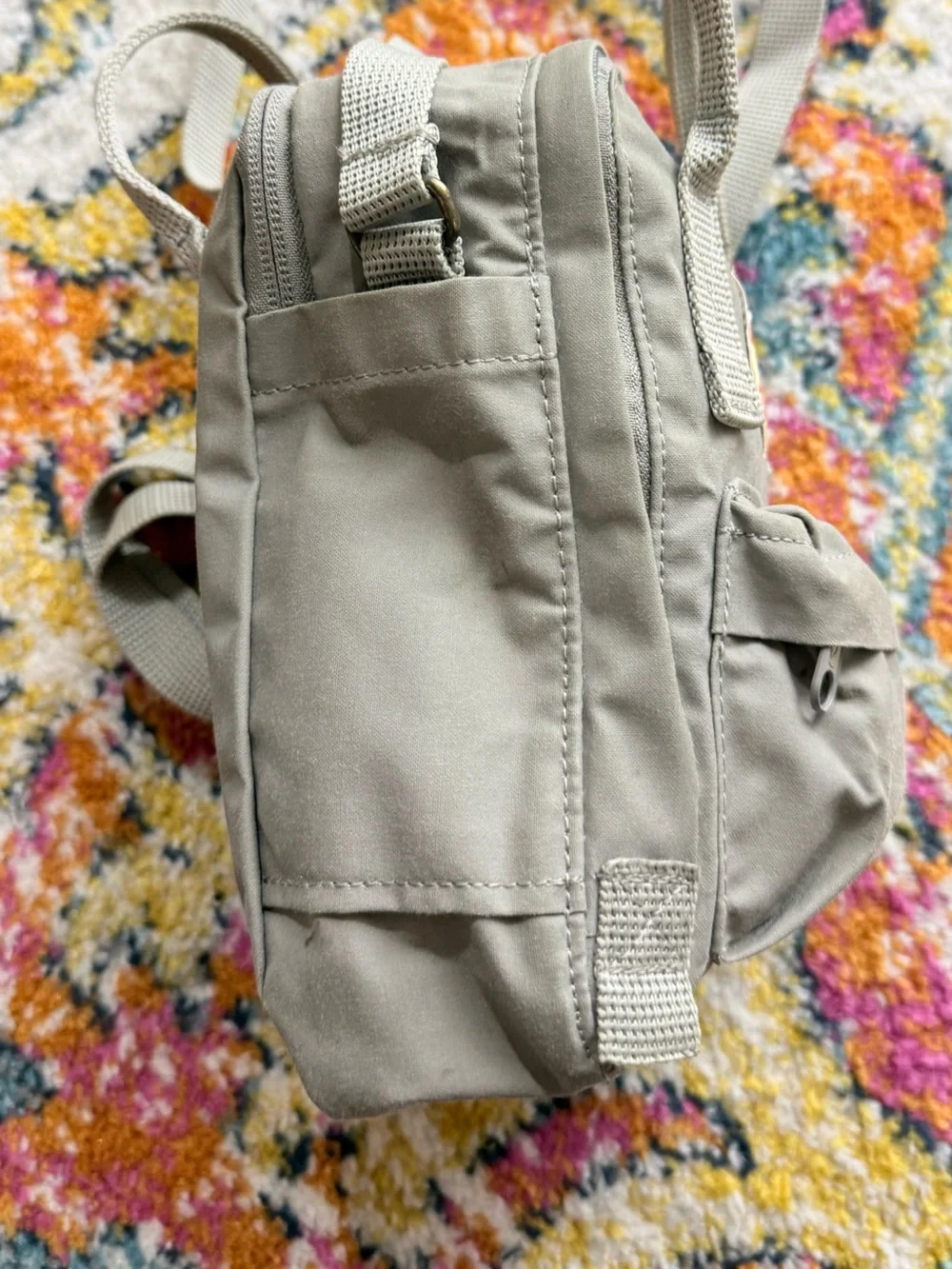 Fjällräven Kånken Sling Bag in Fog